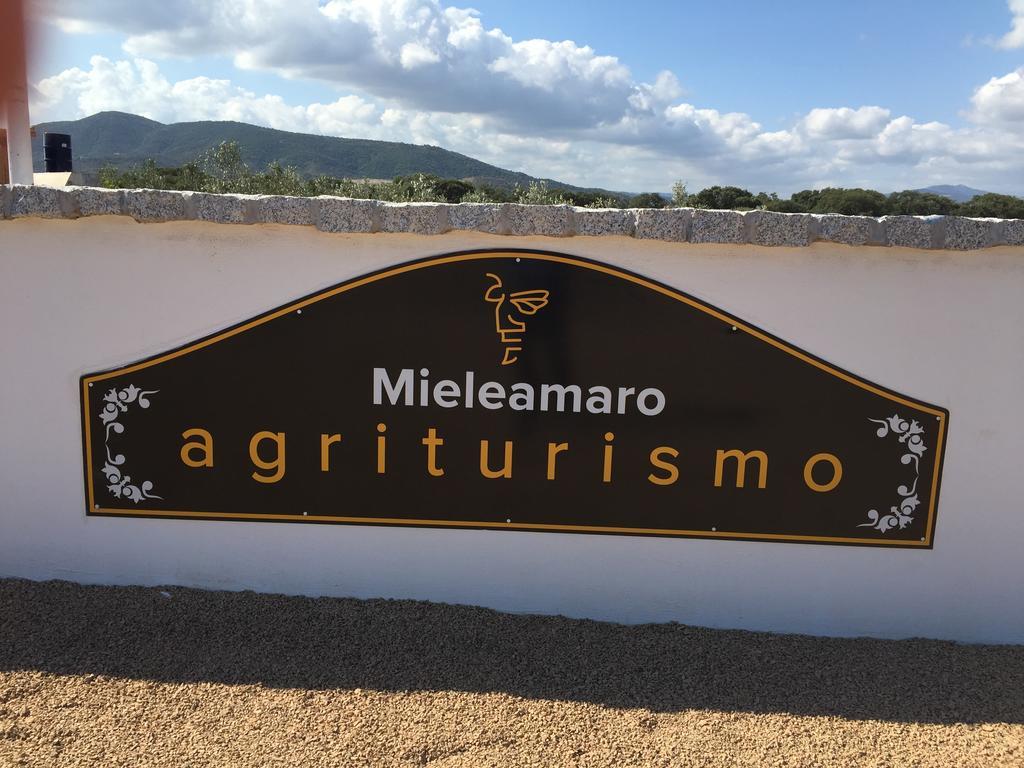 Agriturismo Mieleamaro Villa Olbia Esterno foto