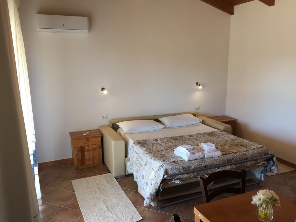 Agriturismo Mieleamaro Villa Olbia Esterno foto