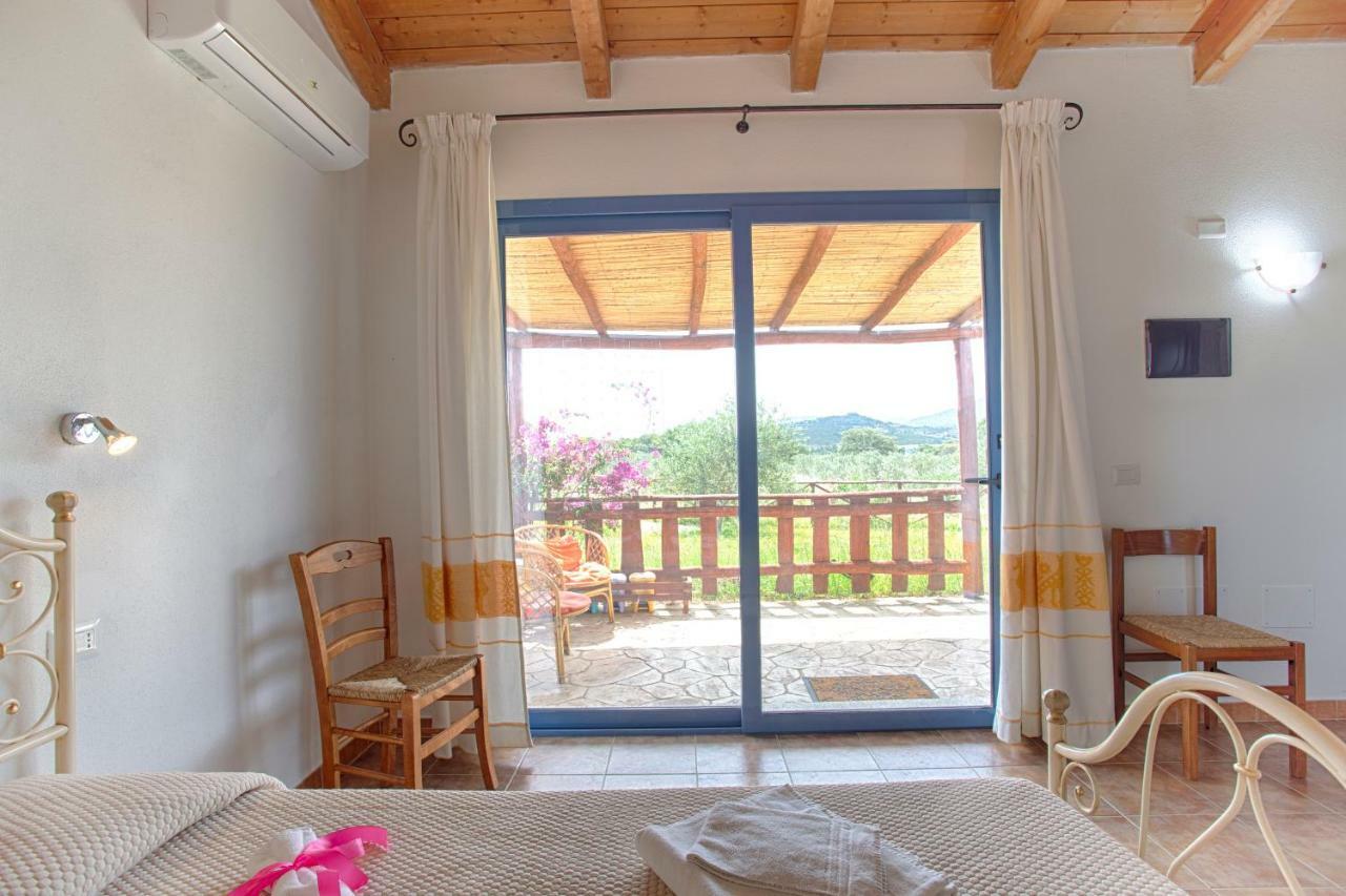 Agriturismo Mieleamaro Villa Olbia Esterno foto